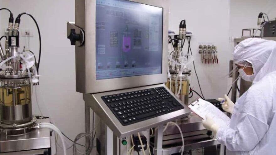 US patient receives Israeli coronavirus treatment with 100 percent survival rate